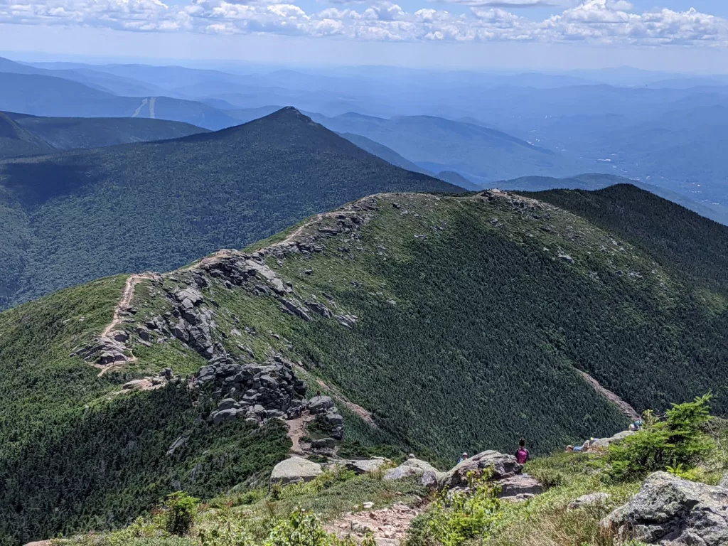 How To Spend A Long Weekend In The White Mountains - Two Girls Getaway