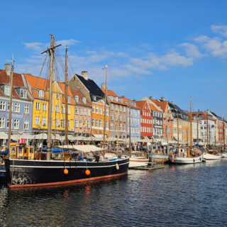 Dreamy Denmark 🇩🇰
There's something special about a country that has it all! Check out our newest blog post for ideas to include on YOUR most epic trip through Denmark. 
✔️ Great food, wine, & beer
✔️ Historic museums and sites
✔️ Hiking through troll forests and heather fields
✔️ Constellation viewing
✔️ Amusement park rides 
✔️ Blue water and sandy beaches
✔️ The most delicious pastries 
.
.
.
.
#traveltheworld #twogirlsgetaway #girlslovetravel